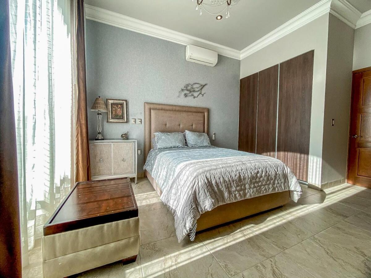 Lujoso Departamento En Leon Apartment ภายนอก รูปภาพ