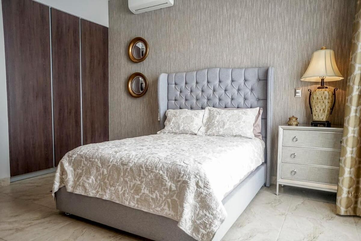Lujoso Departamento En Leon Apartment ภายนอก รูปภาพ